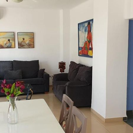 Casa 1ª Linea Paseo Maritimo Torre Del Mar Apartment Bagian luar foto