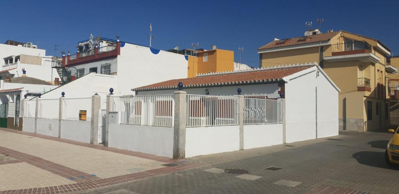 Casa 1ª Linea Paseo Maritimo Torre Del Mar Apartment Bagian luar foto
